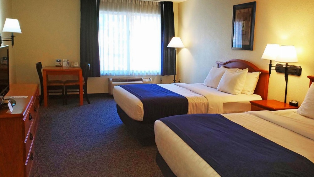 Magnuson Grand Pikes Peak Main image