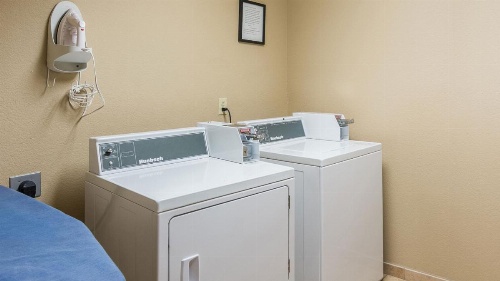 Magnuson Grand Pikes Peak image 33