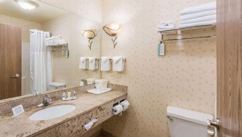 Magnuson Grand Pikes Peak image 37