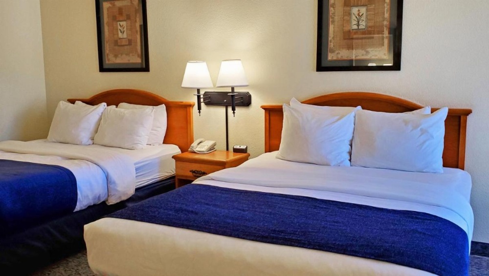 Magnuson Grand Pikes Peak